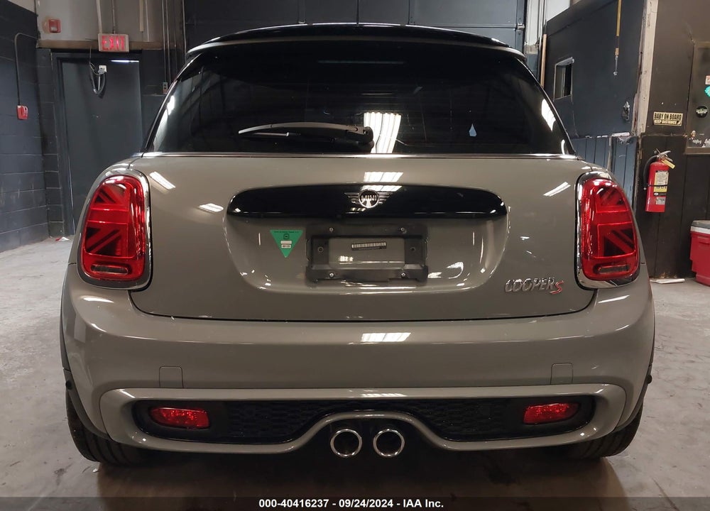2021 MINI HARDTOP COOPER S VIN: WMWXR5C06M2P01775