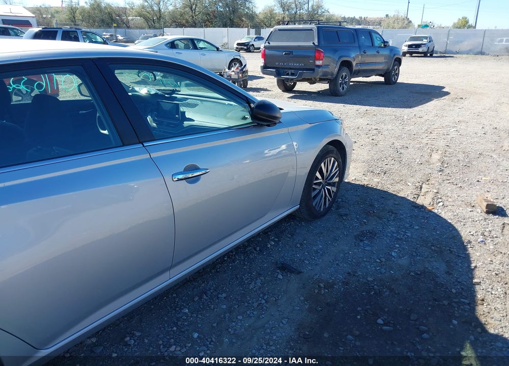 2024 NISSAN ALTIMA SV FWD VIN: 1N4BL4DV7RN375287