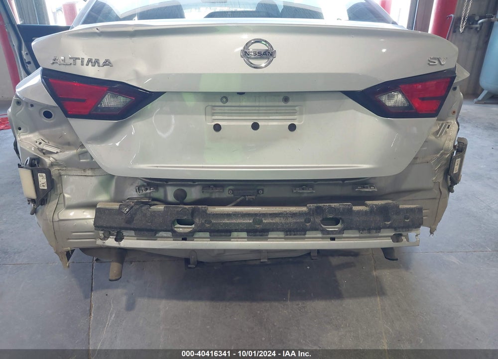 2022 NISSAN ALTIMA SV FWD VIN: 1N4BL4DVXNN318673