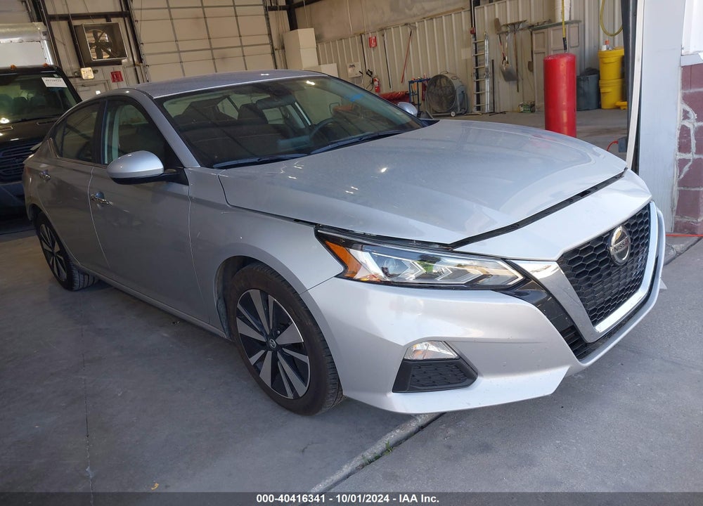 2022 NISSAN ALTIMA SV FWD VIN: 1N4BL4DVXNN318673