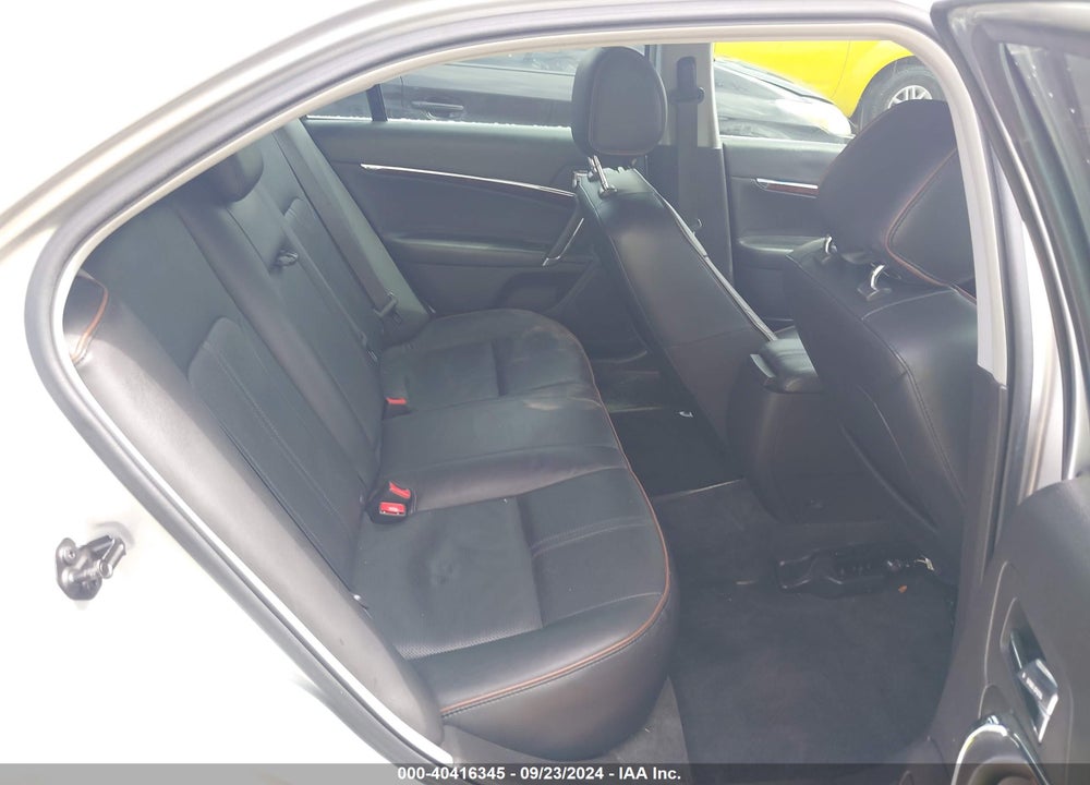 2012 LINCOLN MKZ HYBRID VIN: 3LNDL2L38CR829957