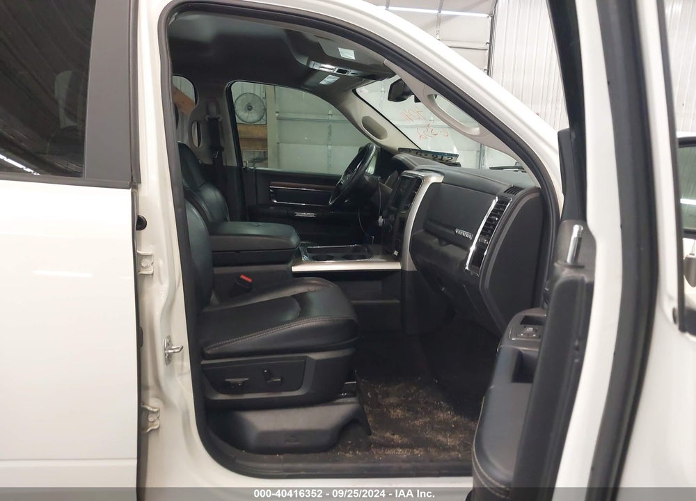 2017 RAM 1500 LAIE  4X4 6'4 BOX VIN: 1C6RR7VT6HS720385