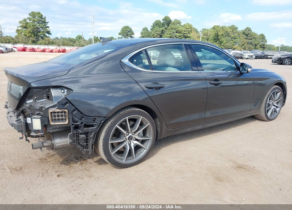 2024 GENESIS G70 2.5T RWD VIN: KMTG34SC7RU142924