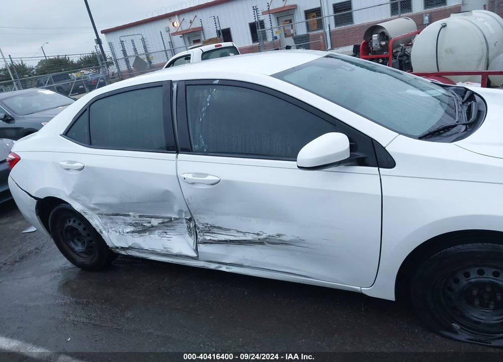 2017 TOYOTA COROLLA L VIN: 5YFBURHE2HP667557