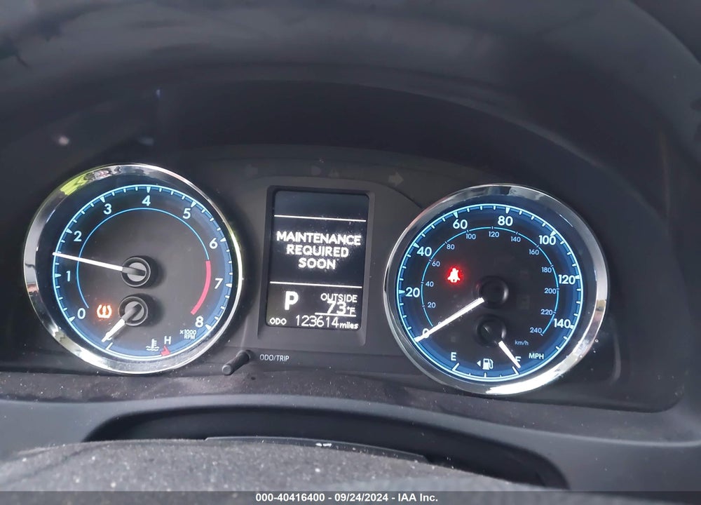 2017 TOYOTA COROLLA L VIN: 5YFBURHE2HP667557