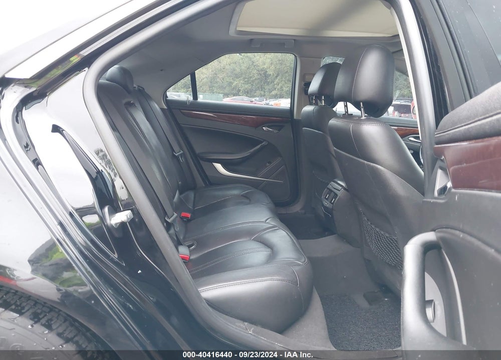 2011 CADILLAC CTS LUXURY VIN: 1G6DG5EY3B0170500