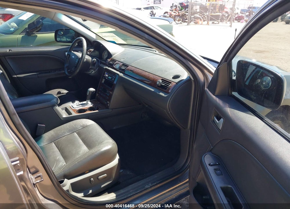 2006 FORD FIVE HUNDRED VIN: 1FAFP25106G115920