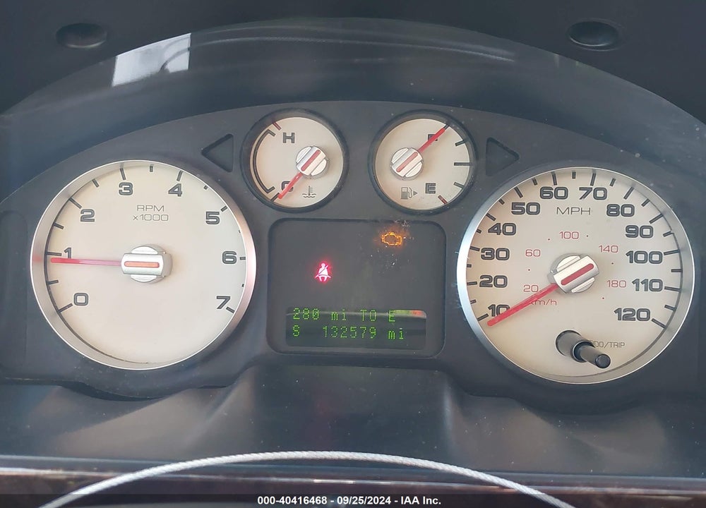2006 FORD FIVE HUNDRED VIN: 1FAFP25106G115920