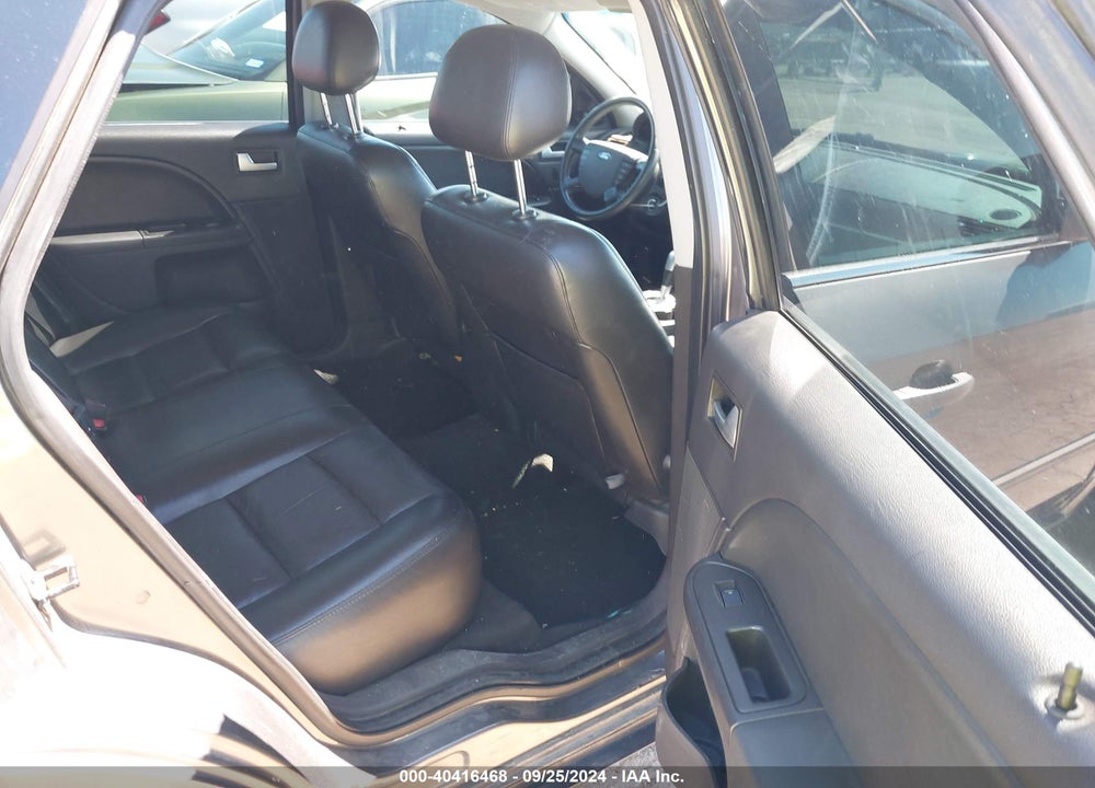 2006 FORD FIVE HUNDRED VIN: 1FAFP25106G115920