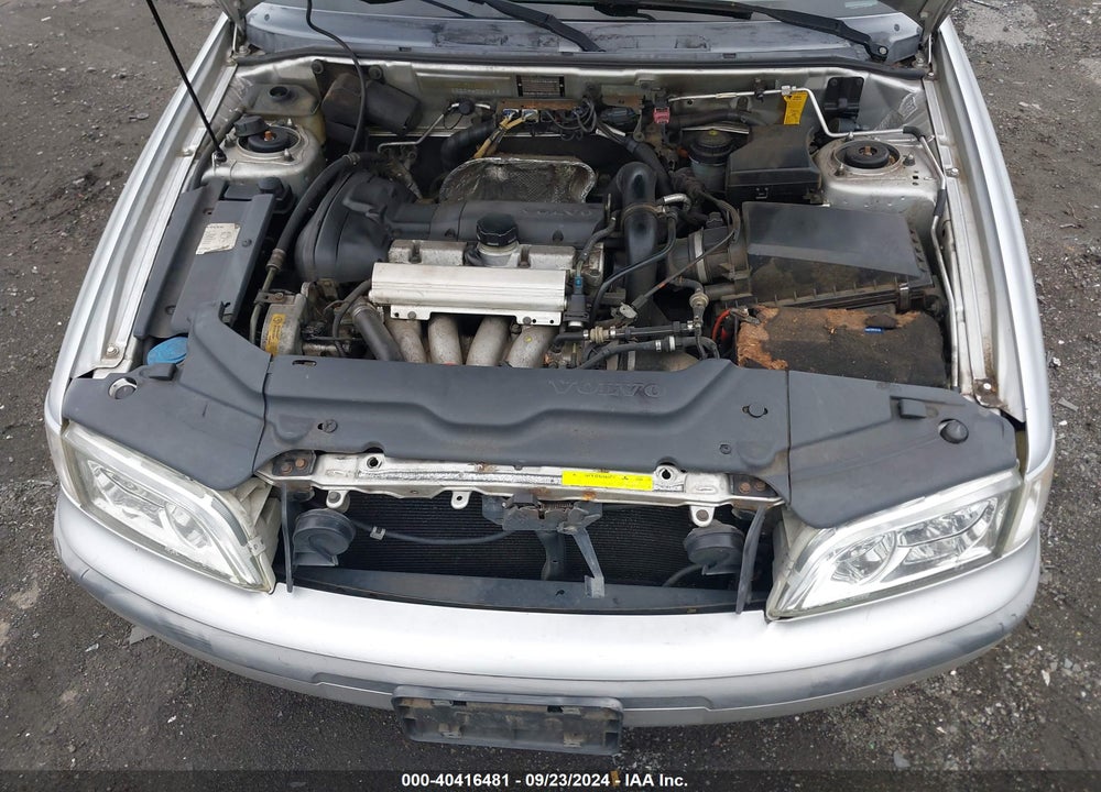2000 VOLVO S40 A/AS VIN: YV1VS2557YF506508
