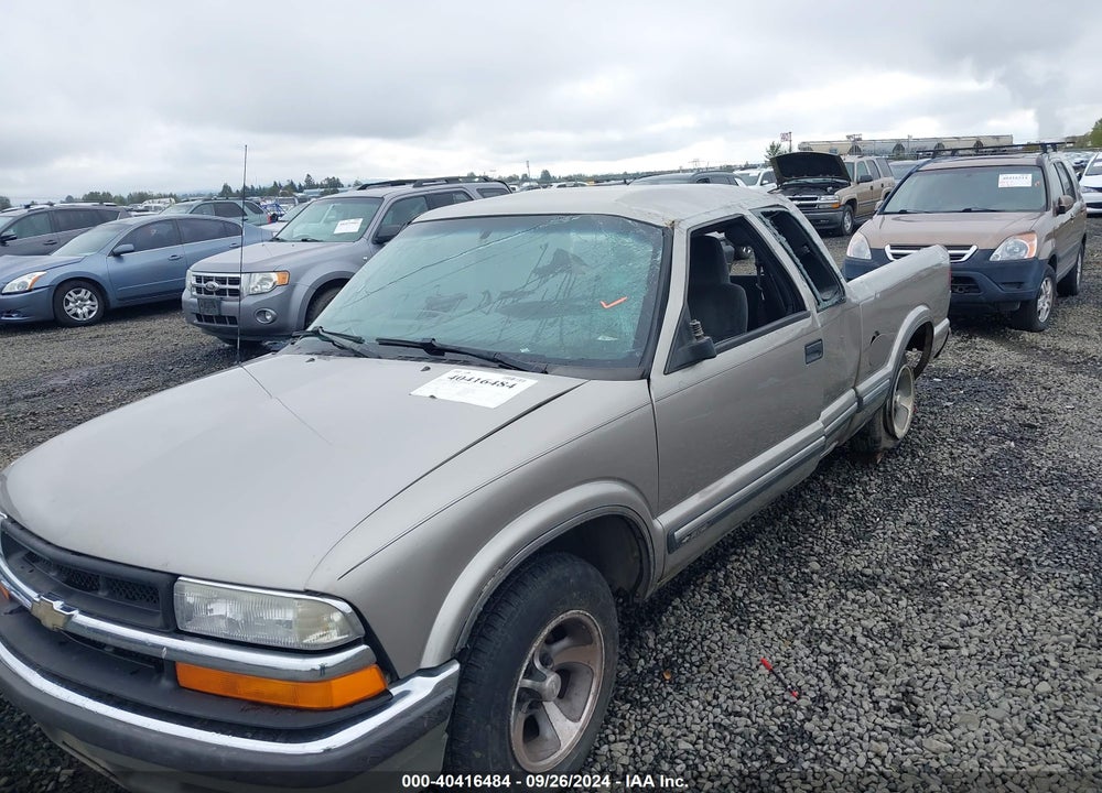 2000 CHEVROLET S-10 LS VIN: 1GCCS1957Y8270514