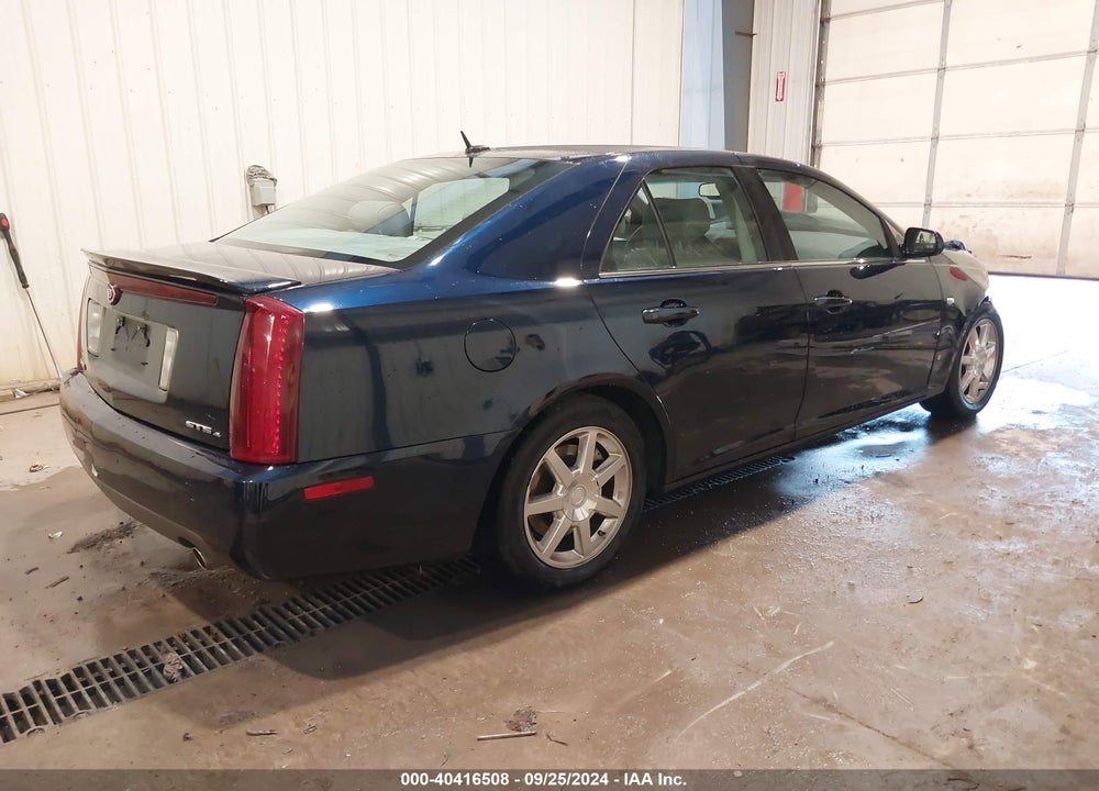 2006 CADILLAC STS V8 VIN: 1G6DC67A660212102