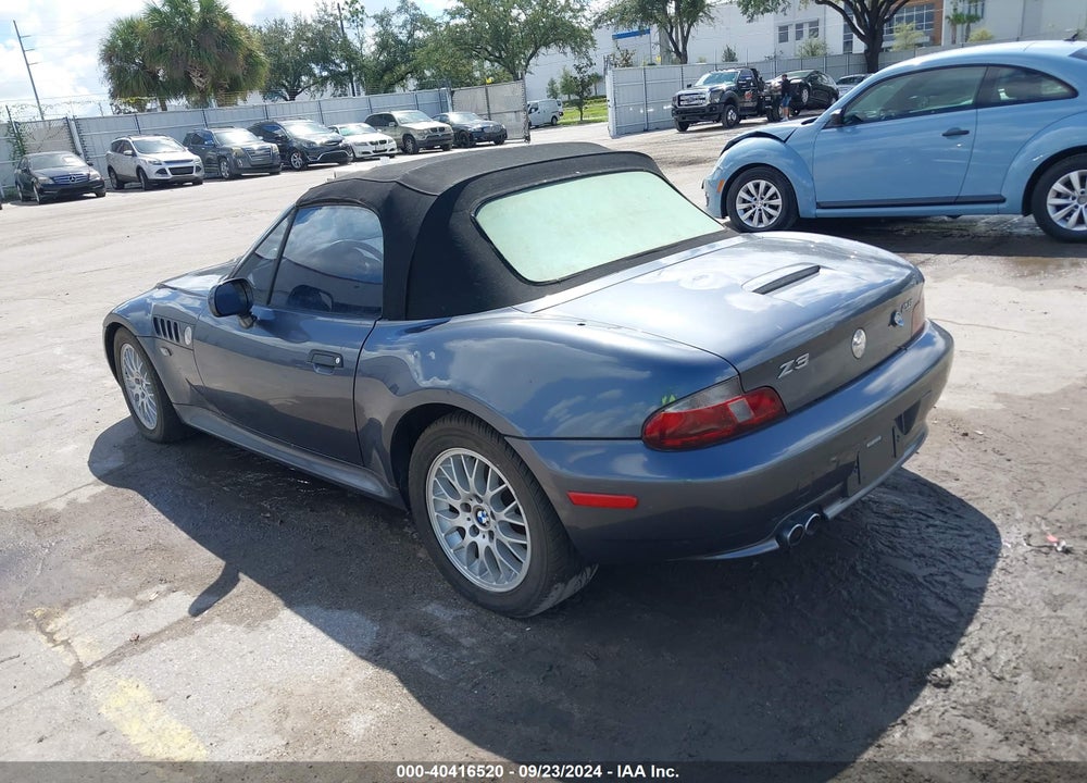 2000 BMW Z3 2.8 VIN: 4USCH3349YLF71189