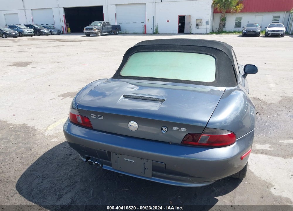 2000 BMW Z3 2.8 VIN: 4USCH3349YLF71189