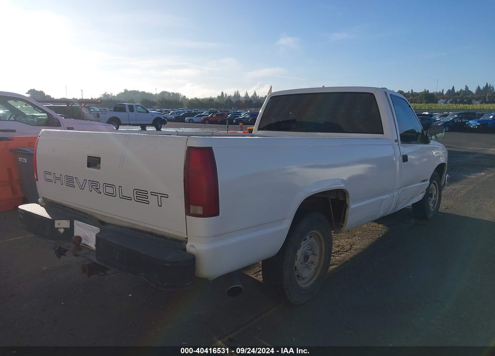 1989 CHEVROLET GMT-400 C2500 VIN: 1GCFC24H5KE238087