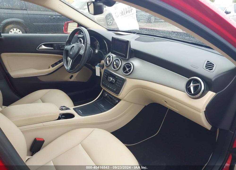 2015 MERCEDES-BENZ GLA 250 VIN: WDCTG4EBXFJ141729