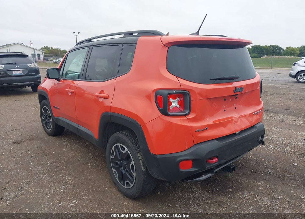 2016 JEEP RENEGADE TRAILHAWK VIN: ZACCJBCT5GPC63522