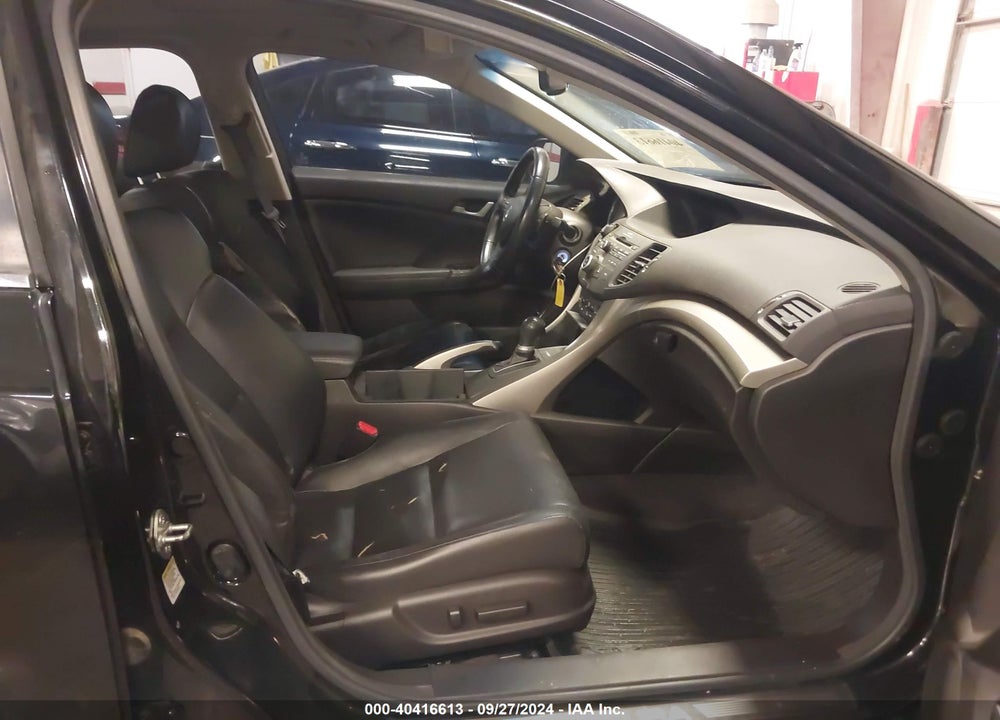 2010 ACURA TSX 2.4 VIN: JH4CU2F68AC029690