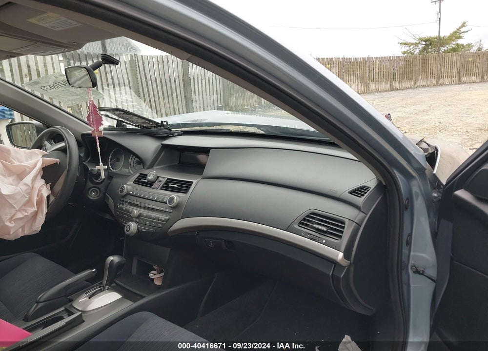 2012 HONDA ACCORD 2.4 LX VIN: 1HGCP2F32CA072646