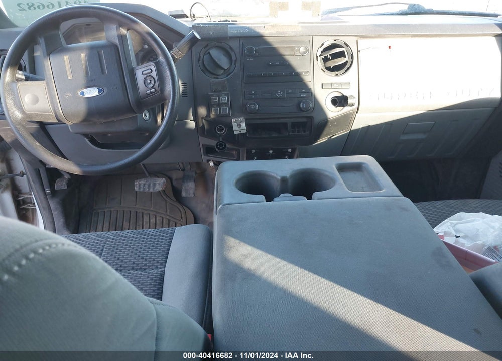 2011 FORD F-250 XL VIN: 1FT7W2B65BEC07984