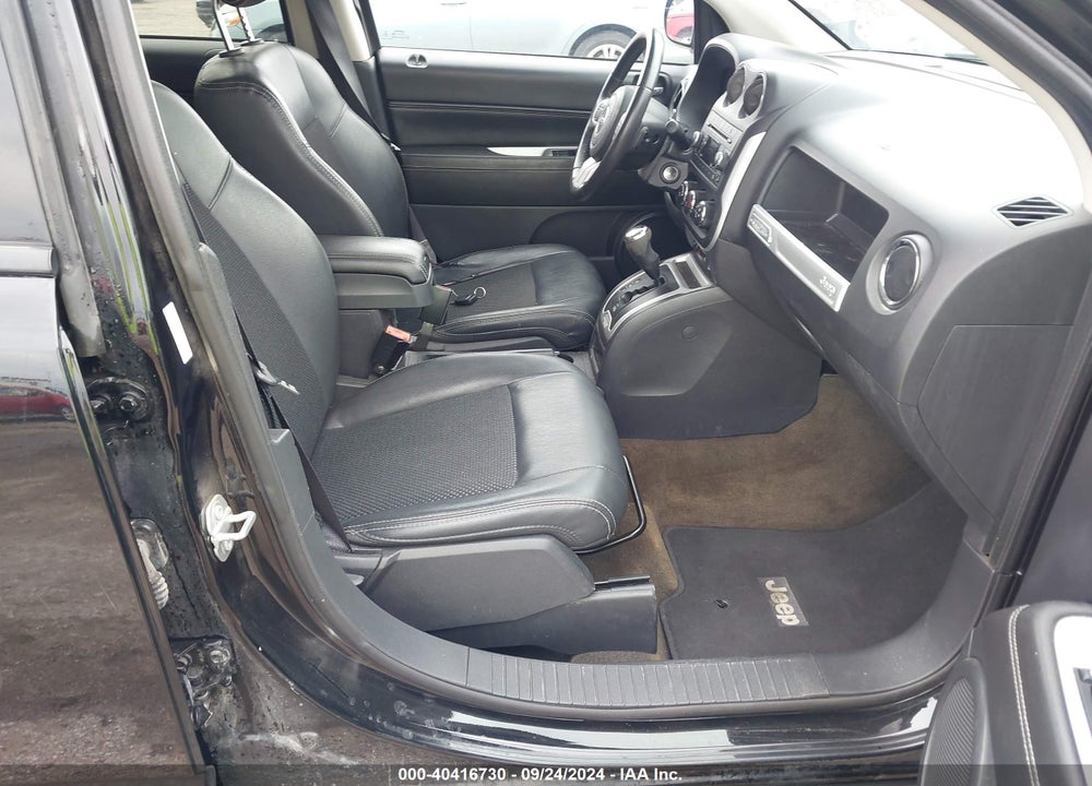 2017 JEEP COMPASS LATITUDE FWD VIN: 1C4NJCEA5HD151393