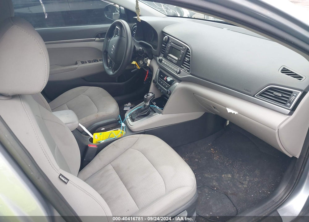 2017 HYUNDAI ELANTRA VIN: 5NPD74LF9HH143709