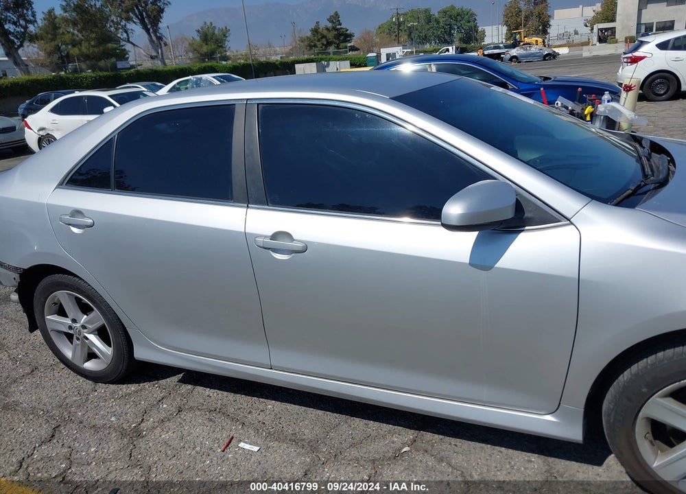 2014 TOYOTA CAMRY SE VIN: 4T1BF1FK1EU824297