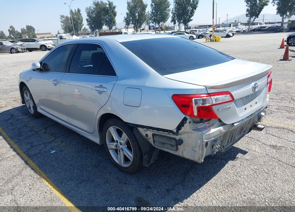 2014 TOYOTA CAMRY SE VIN: 4T1BF1FK1EU824297