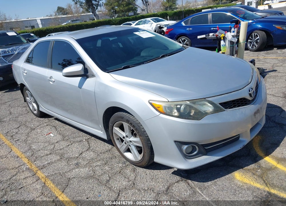 2014 TOYOTA CAMRY SE VIN: 4T1BF1FK1EU824297