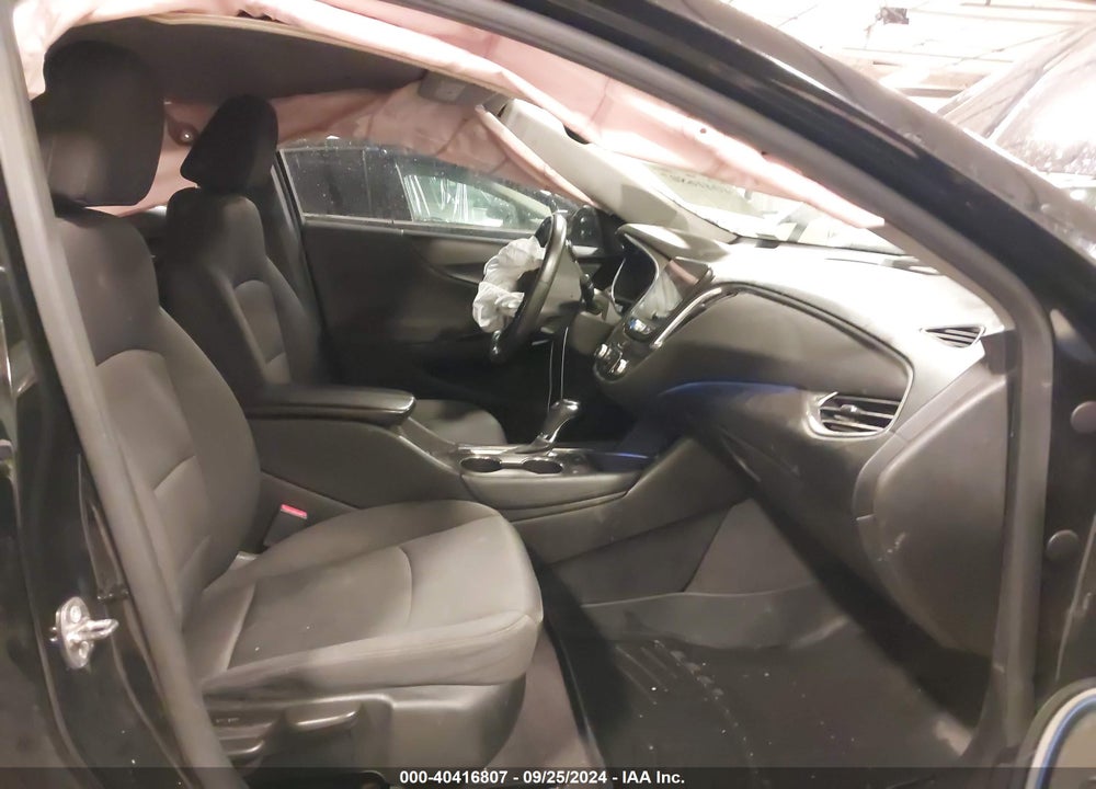 2017 CHEVROLET MALIBU 1LT VIN: 1G1ZE5ST4HF107065