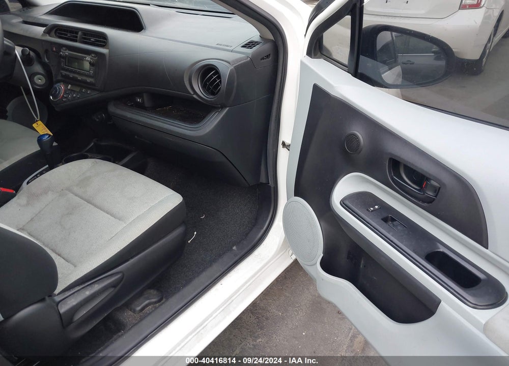 2012 TOYOTA PRIUS C ONE VIN: JTDKDTB39C1521450