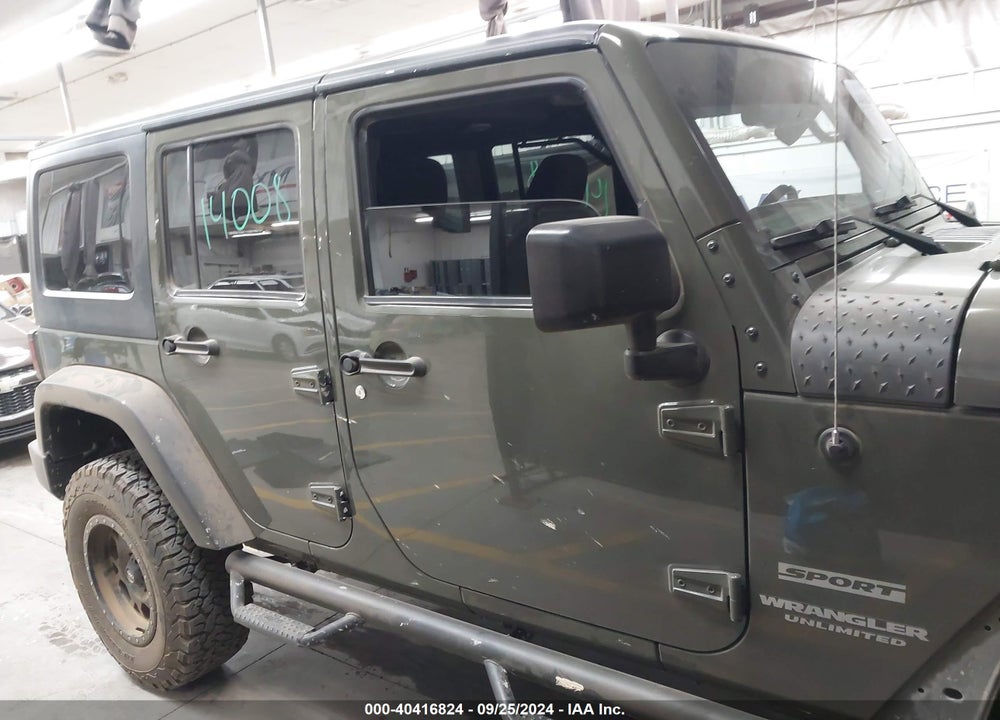 2016 JEEP WRANGLER UNLIMITED SPORT VIN: 1C4BJWDG9GL133719