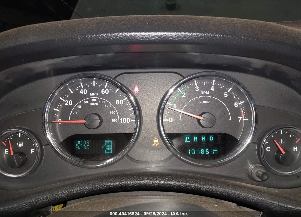 2016 JEEP WRANGLER UNLIMITED SPORT VIN: 1C4BJWDG9GL133719