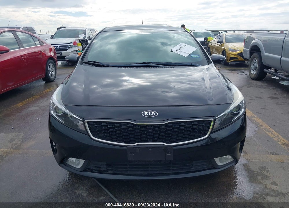 2017 KIA FORTE EX VIN: KNAFX5A89H5672948