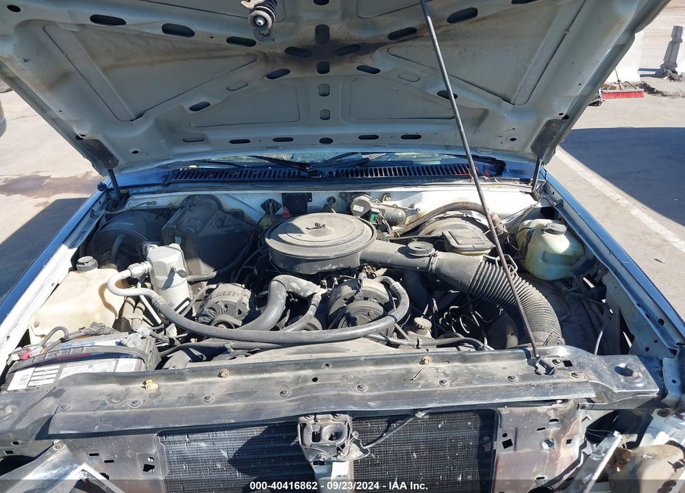 1988 CHEVROLET S TRUCK S10 VIN: 1GCBS19R1J8168789