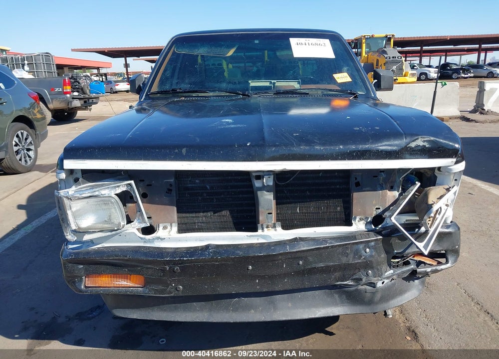 1988 CHEVROLET S TRUCK S10 VIN: 1GCBS19R1J8168789