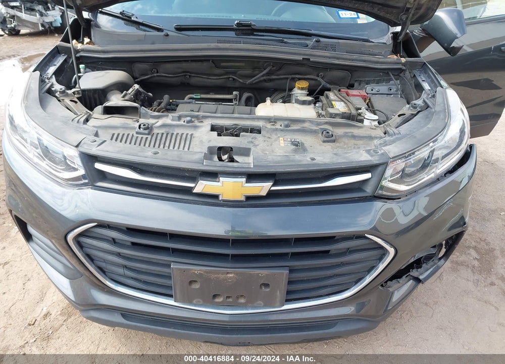 2019 CHEVROLET TRAX LS VIN: 3GNCJKSB8KL107668
