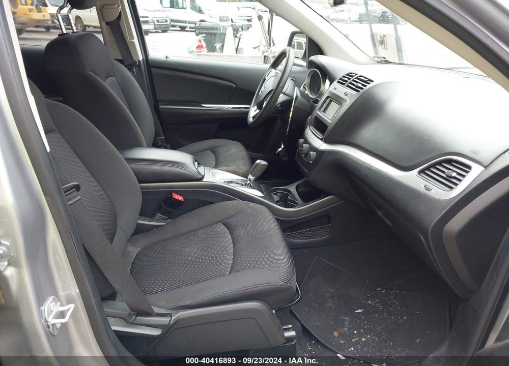 2018 DODGE JOURNEY SE VIN: 3C4PDCAB7JT385002