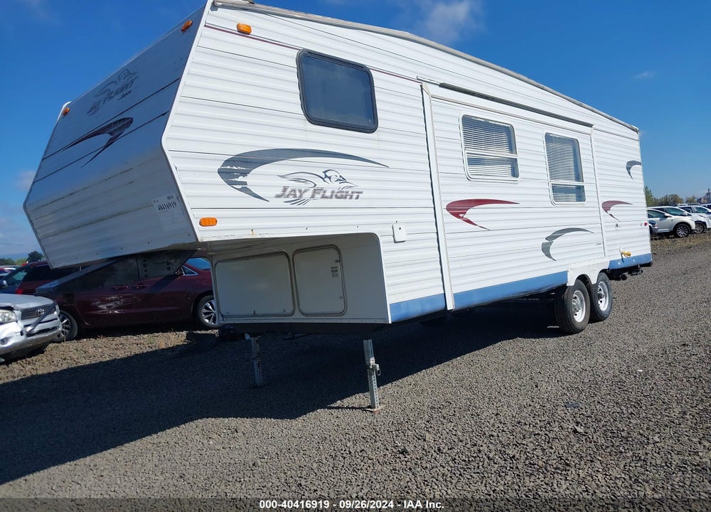 2005 JAYCO JAY FLIGHT 27 FT VIN: 1UJCJ02N551E90345