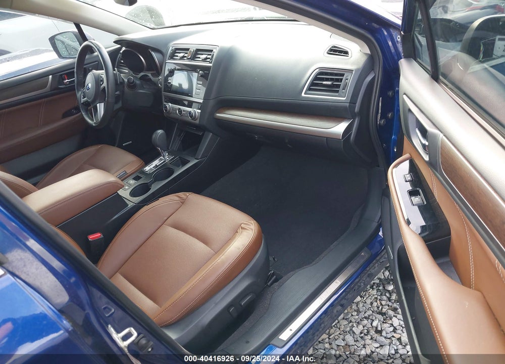 2017 SUBARU OUTBACK 3.6R TOURING VIN: 4S4BSETC0H3403343
