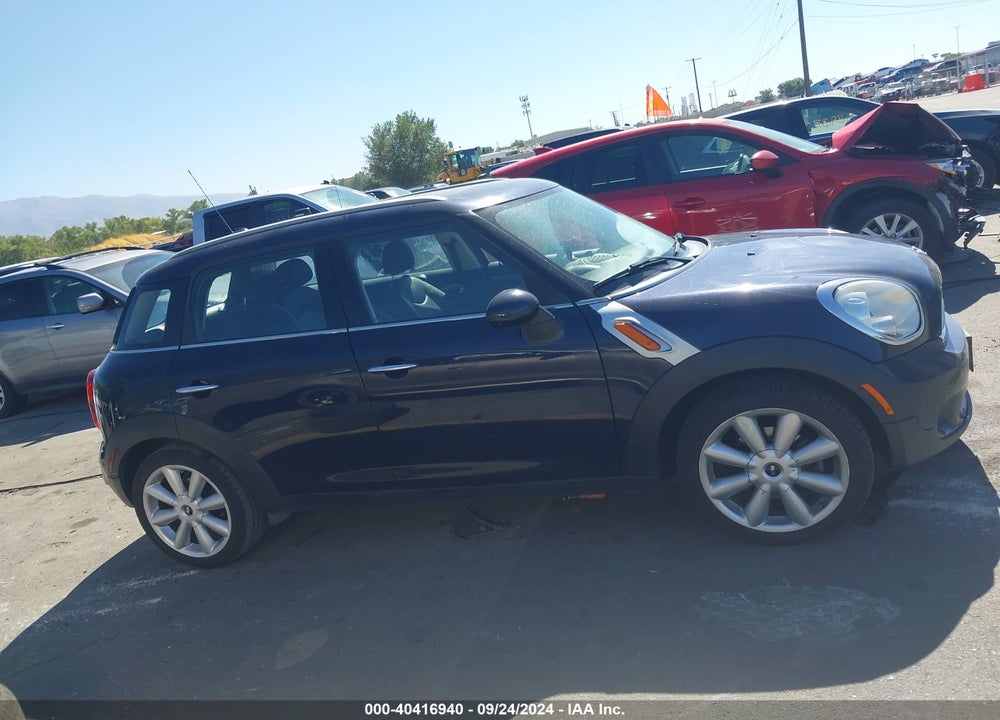 2011 MINI COOPER COUNTRYMAN VIN: WMWZB3C51BWM01225