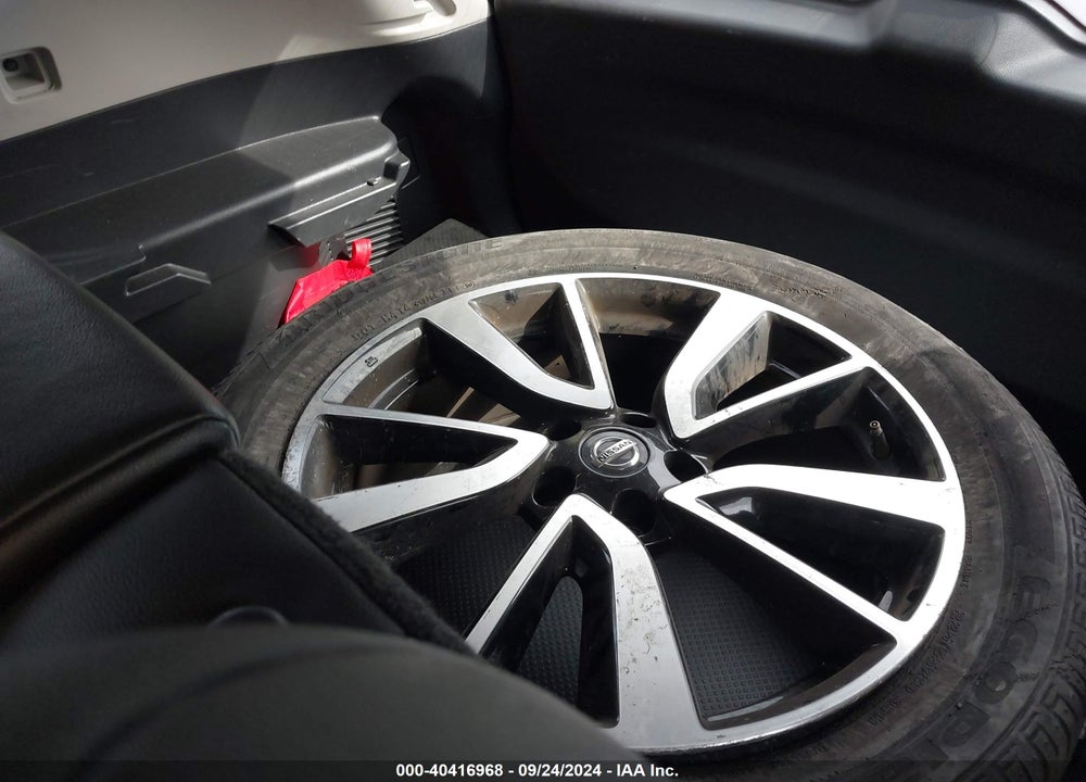 2019 NISSAN ROGUE SL VIN: 5N1AT2MV0KC718321