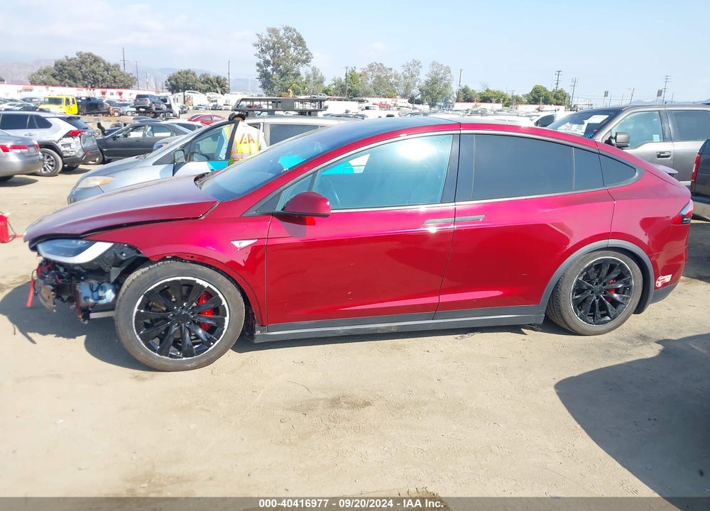 2016 TESLA MODEL X VIN: 5YJXCAE43GFS00583