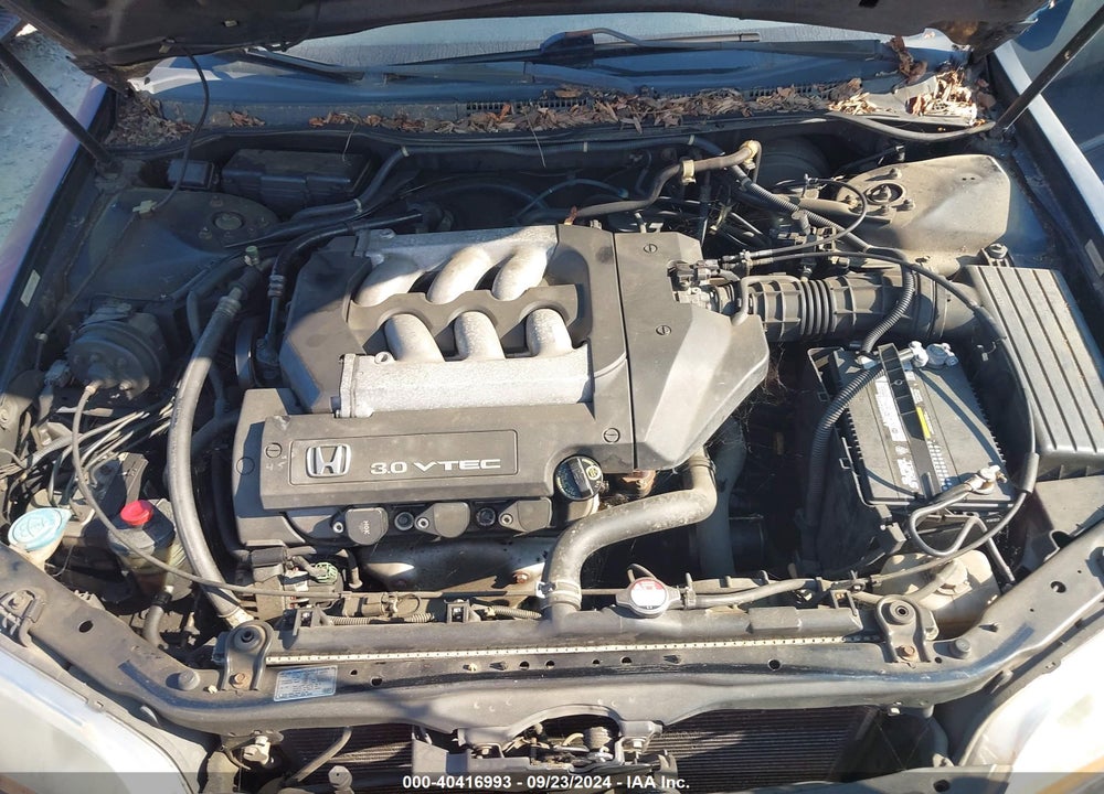 2002 HONDA ACCORD 3.0 EX VIN: 1HGCG16592A064103