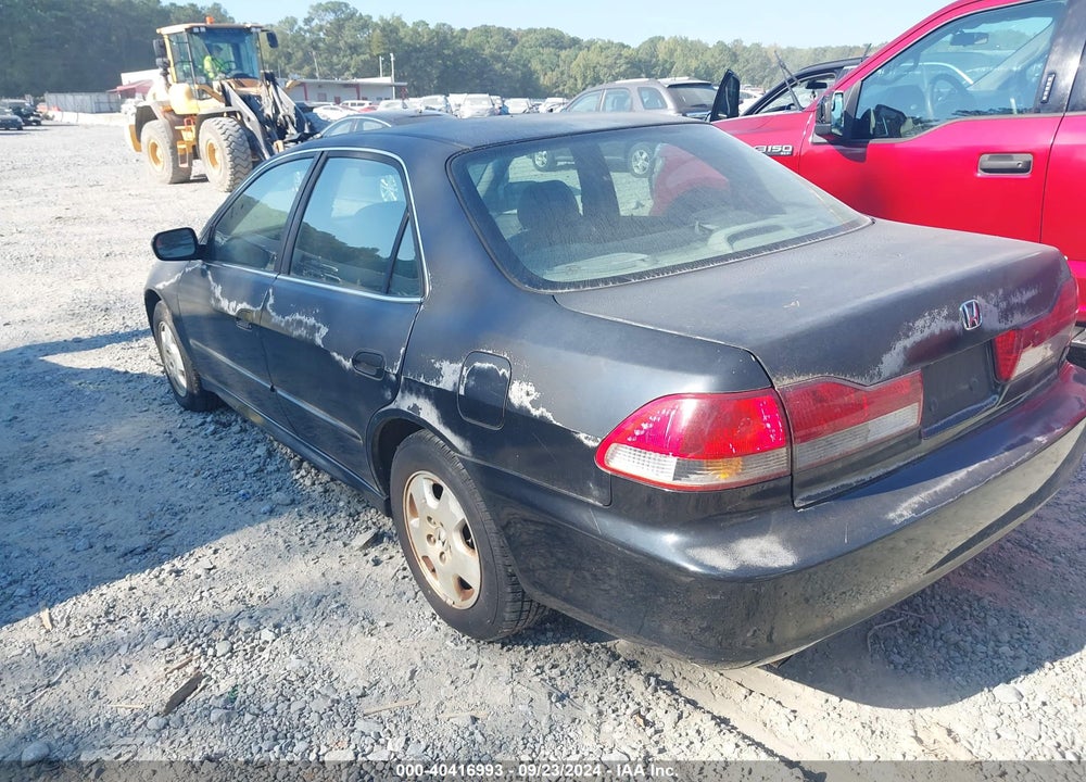 2002 HONDA ACCORD 3.0 EX VIN: 1HGCG16592A064103