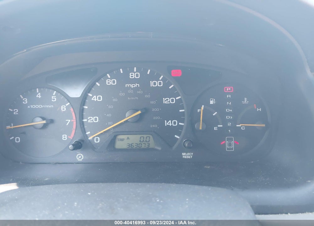 2002 HONDA ACCORD 3.0 EX VIN: 1HGCG16592A064103