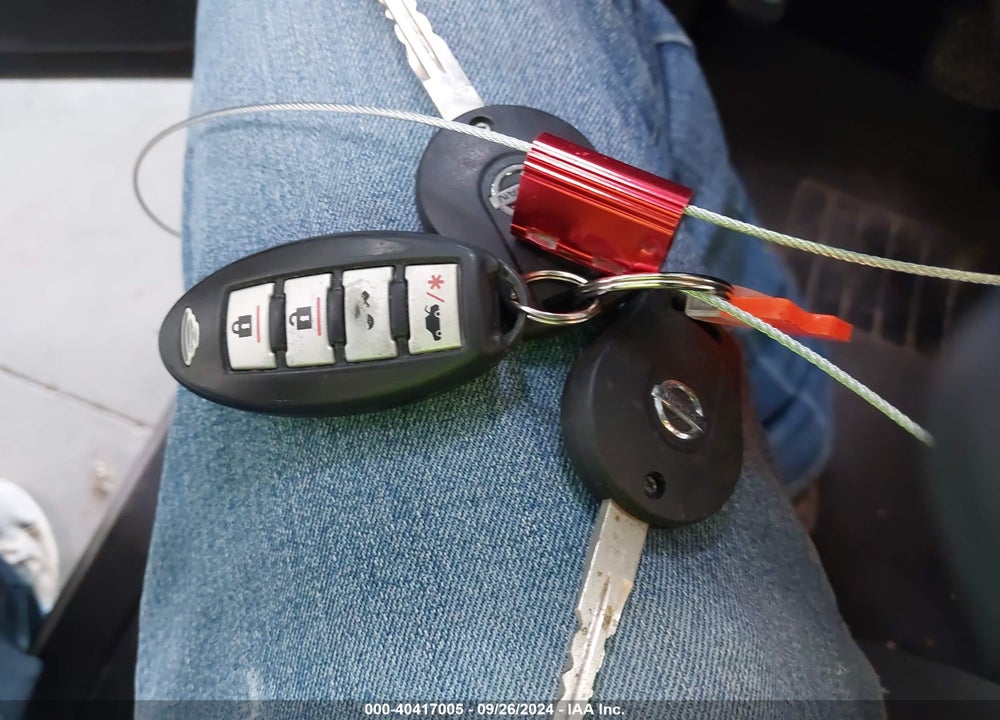 2013 NISSAN ROGUE S VIN: JN8AS5MV2DW149339