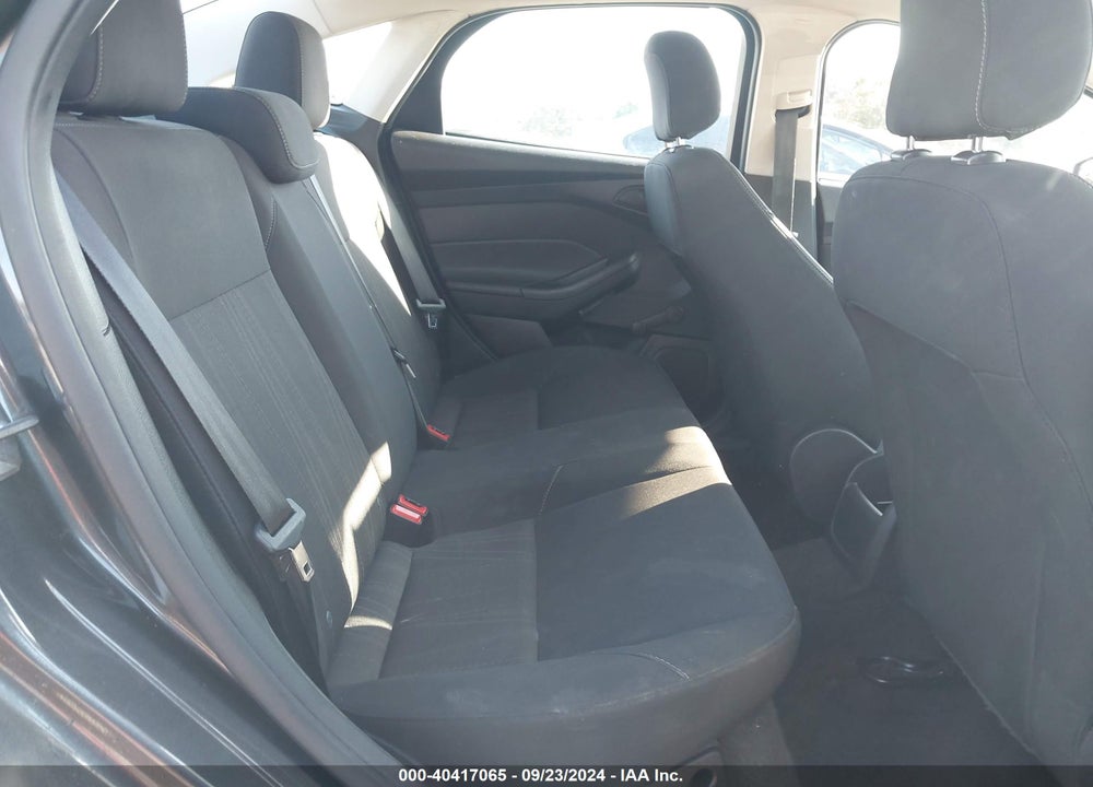 2017 FORD FOCUS S VIN: 1FADP3E23HL325394
