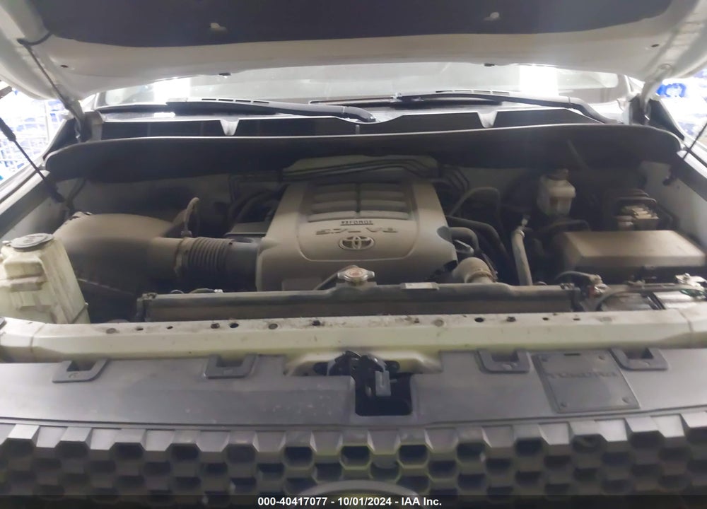 2018 TOYOTA TUNDRA SR5 5.7L V8 VIN: 5TFDY5F13JX686390