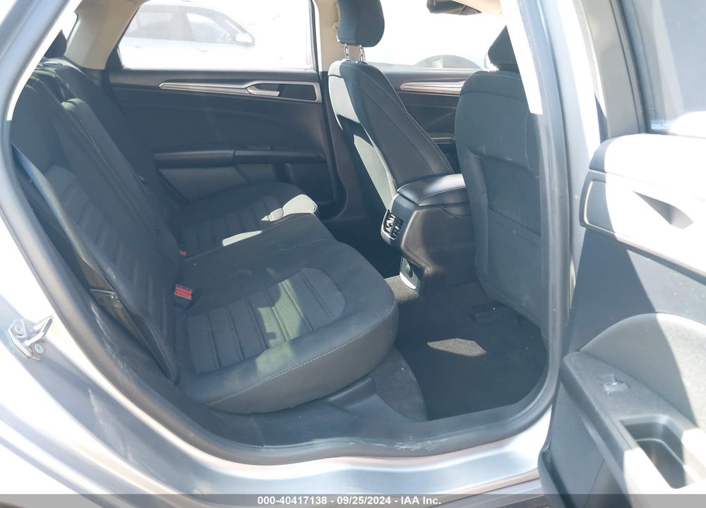 2020 FORD FUSION SE VIN: 3FA6P0HD0LR258705